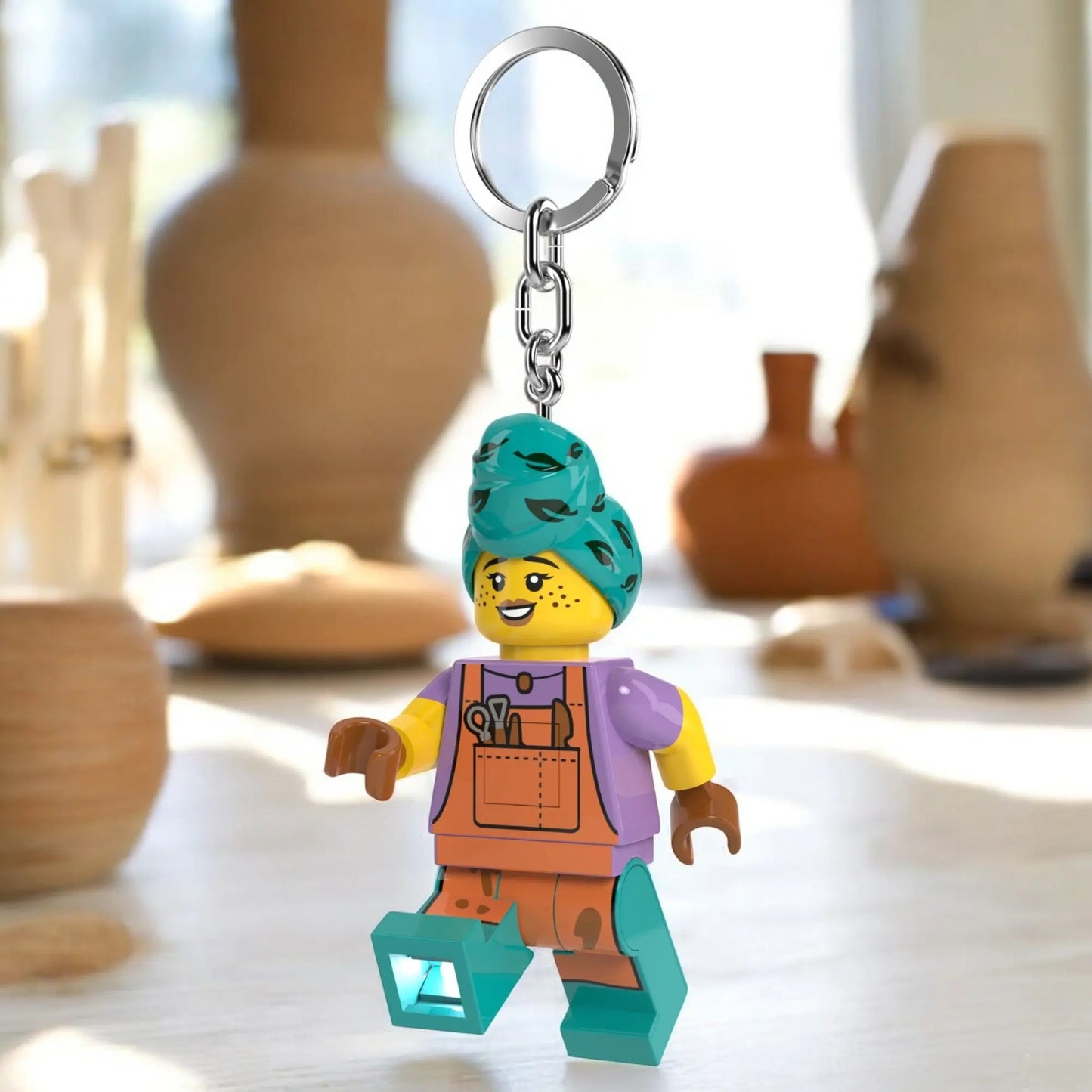 LEGO Minifigures Keychain Light: Ceramic Artist