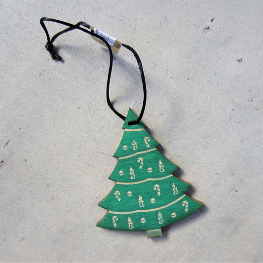 Wooden Holiday Ornament: Christmas Tree