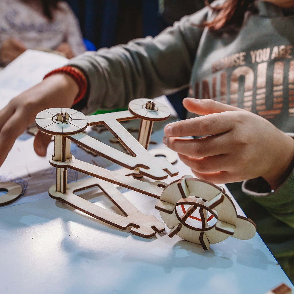 DIY Wooden Catapult No. 1A