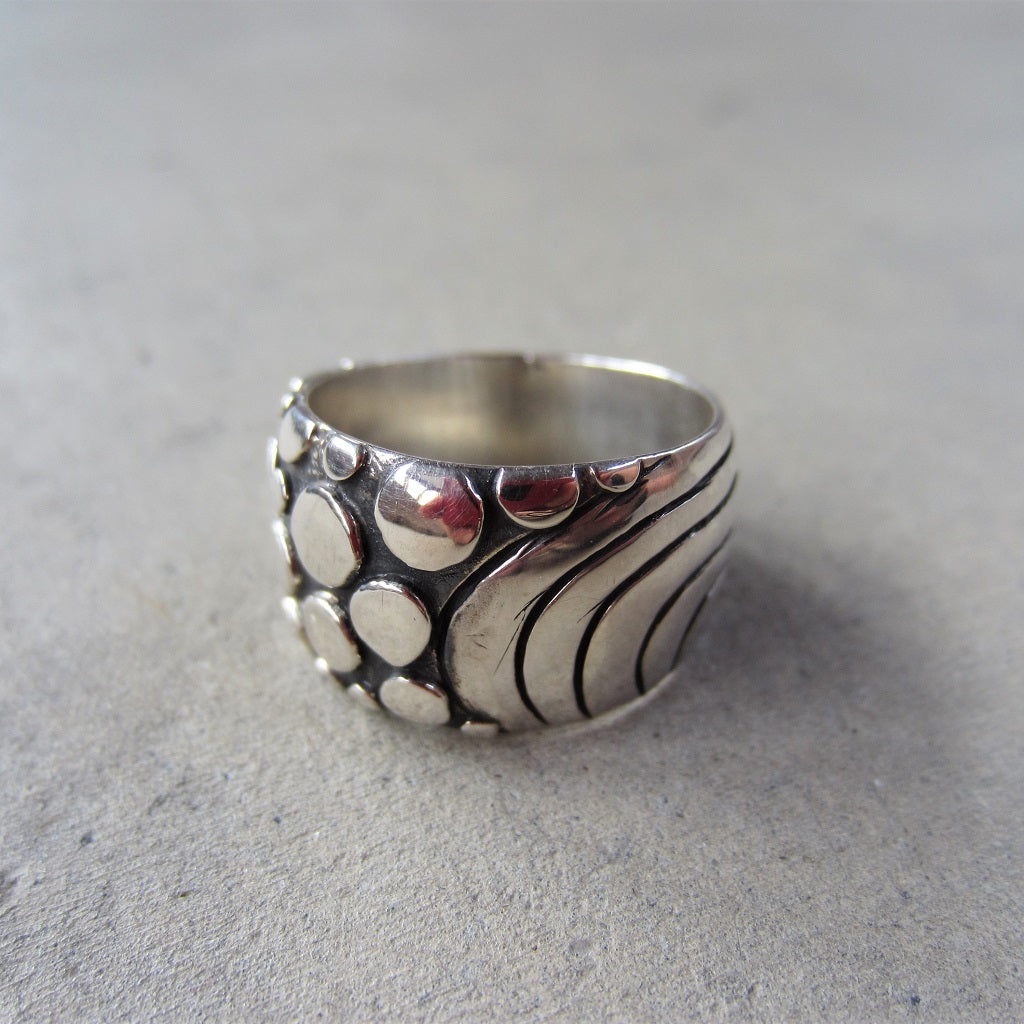 Pebbles and Waves Ring