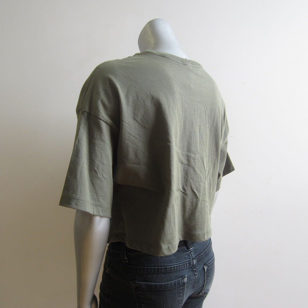 MASS MoCA Cropped T-Shirt: Olive Green