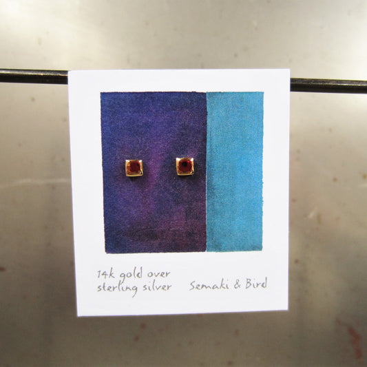 Abstract Studs: Gold Squares