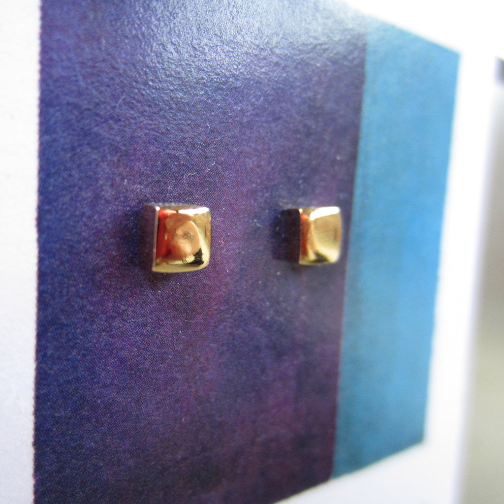 Abstract Studs: Gold Squares